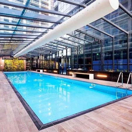 Modern 3 Bedroom Apartment In Southbank Melbourne Exterior photo